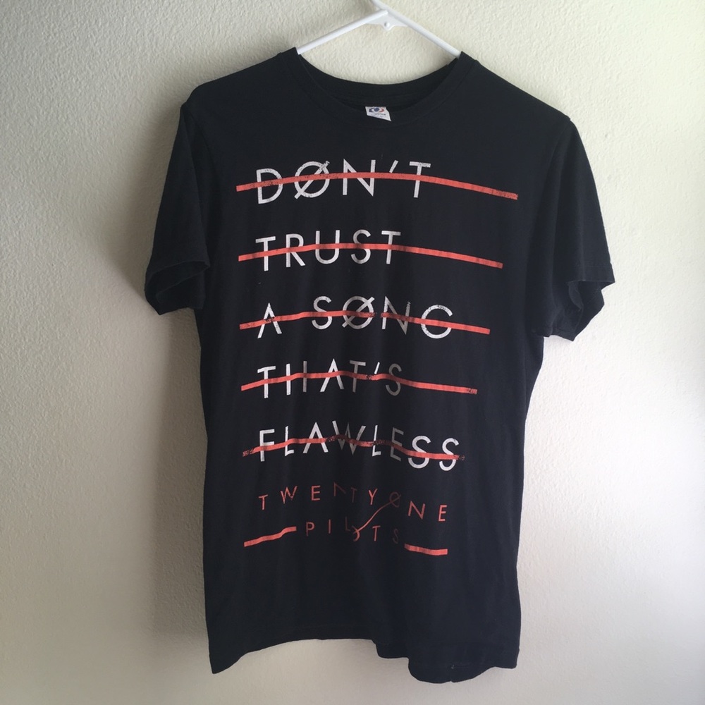 Black Graphic Twenty one Pilots Lane Boy T-shirt
